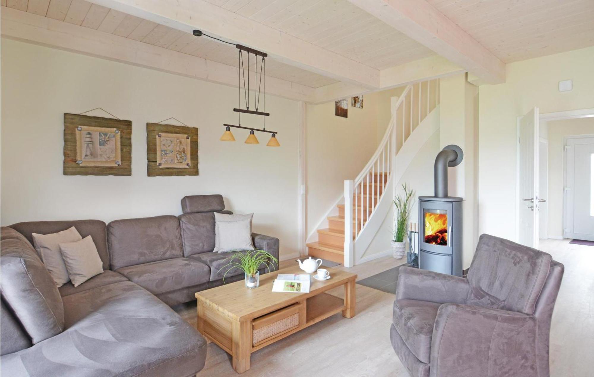 Gorgeous Home In Dagebuell With Kitchen 外观 照片